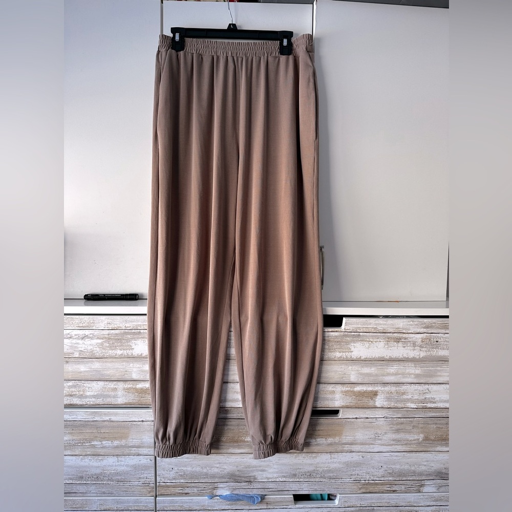 🤎 French Connection Tan Jogger Pants Size M Modal Blend Pull On